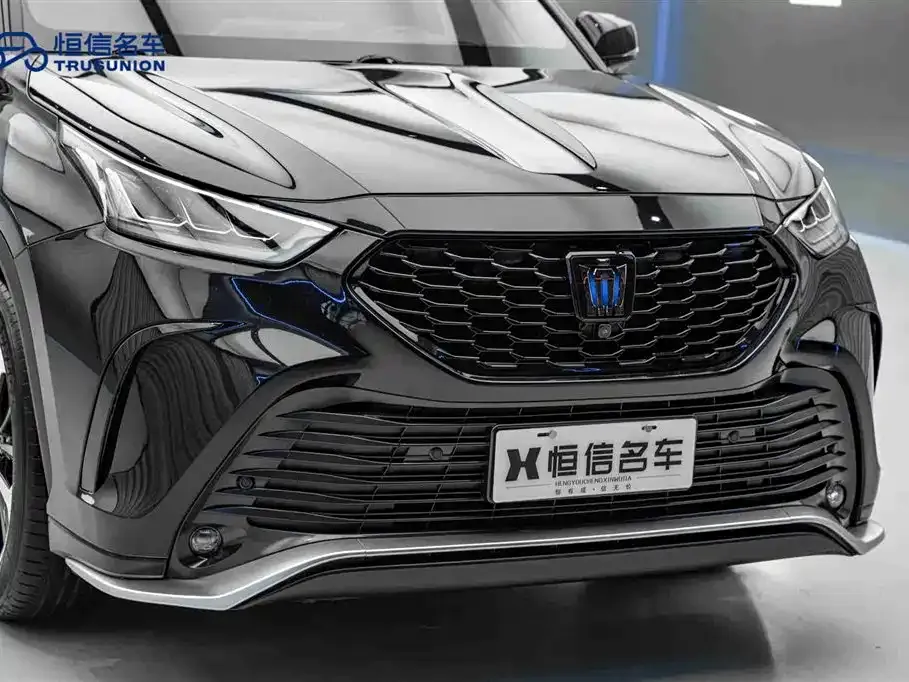 Toyota Crown Kluger 2022 из CN, фото 9