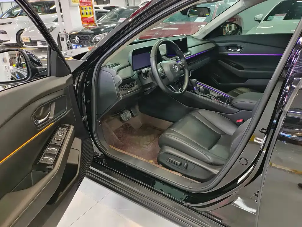 Honda Accord — фото 5