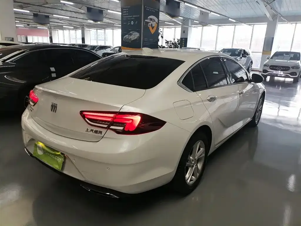 Buick Regal — фото 7