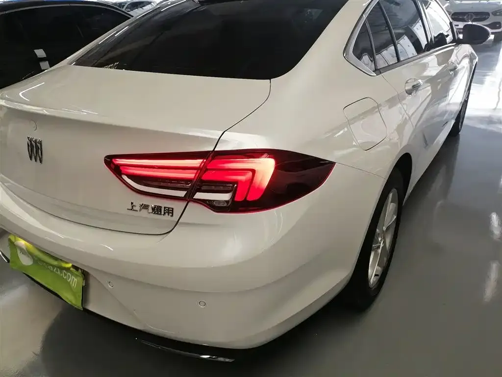 Buick Regal — фото 8