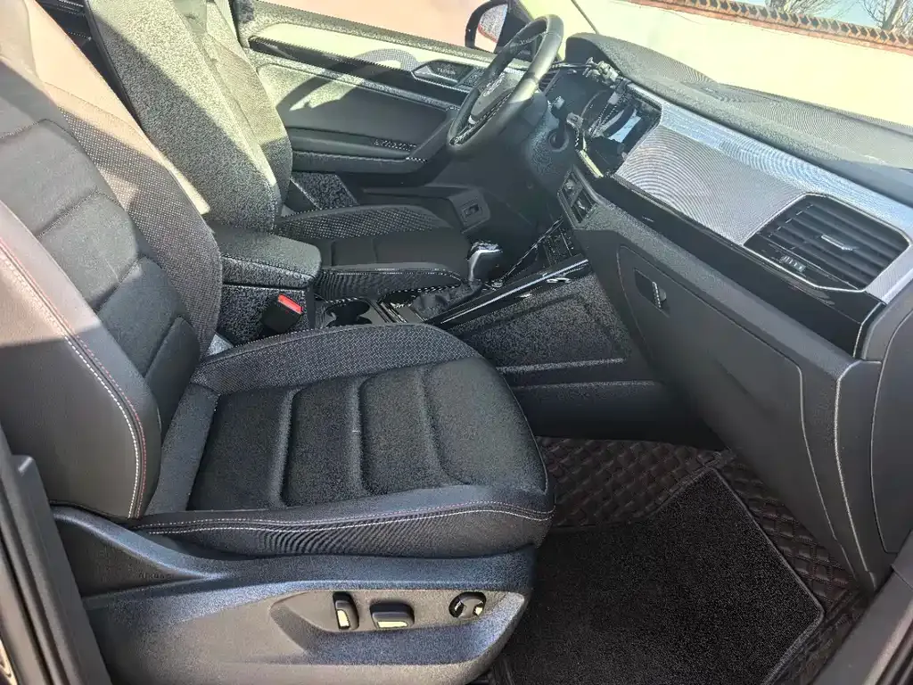 Volkswagen Tayron 2021 из CN, фото 10