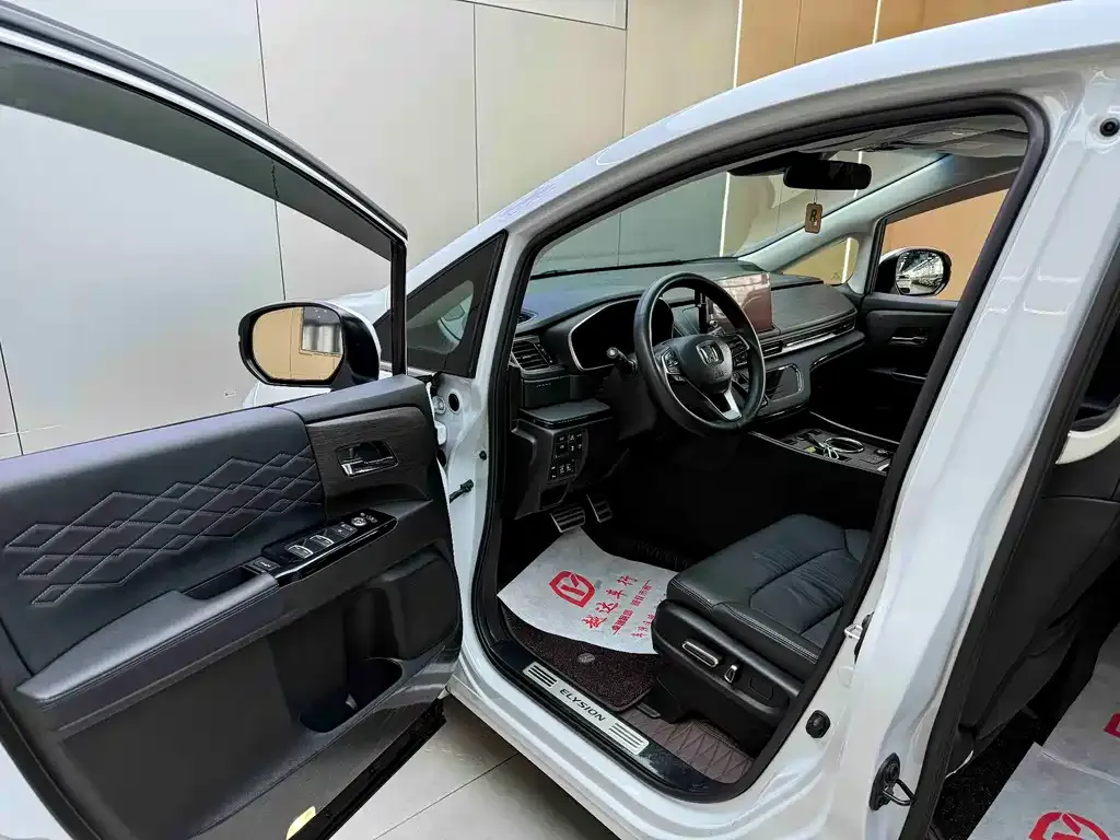 Honda Elysion 2025 из CN, фото 10