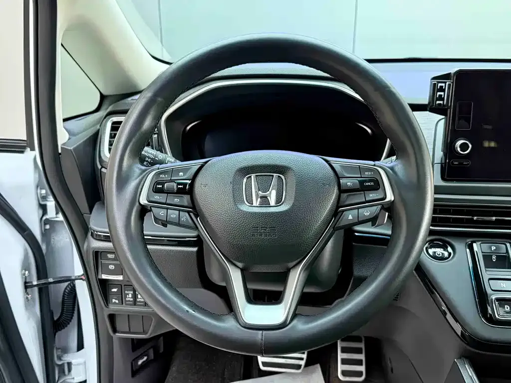 Honda Elysion 2025 из CN, фото 4