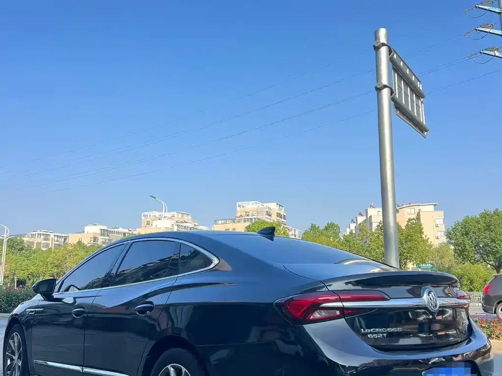 Buick LaCrosse 2022 из CN, фото 3