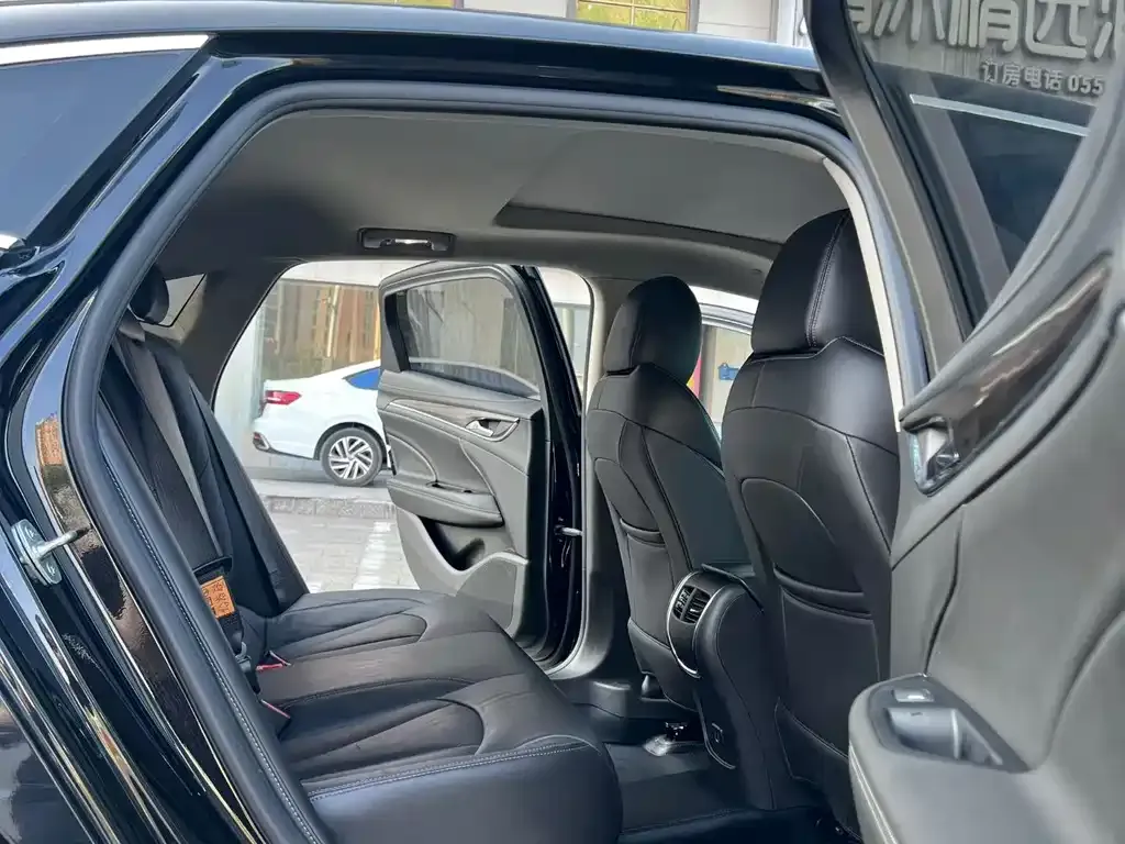 Buick LaCrosse 2022 из CN, фото 9