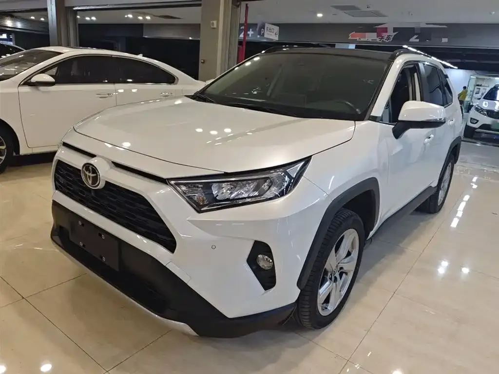 Toyota RAV4 2022 из CN, фото 2