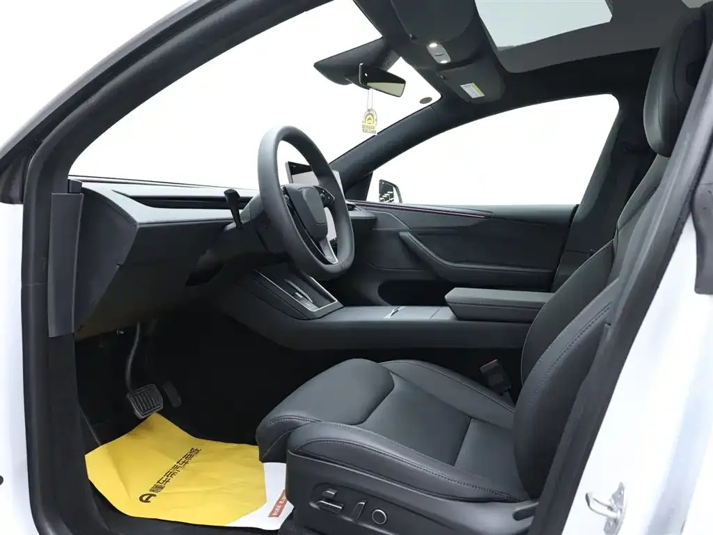 Tesla Model Y L 2025 из CN, фото 10
