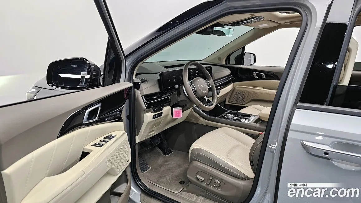 Kia Carnival — фото 10