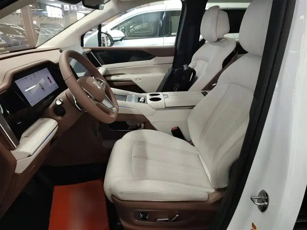 BYD Xia 2025 из CN, фото 7