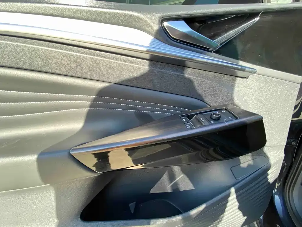 Volkswagen ID.4 Crozz 2023 из CN, фото 9