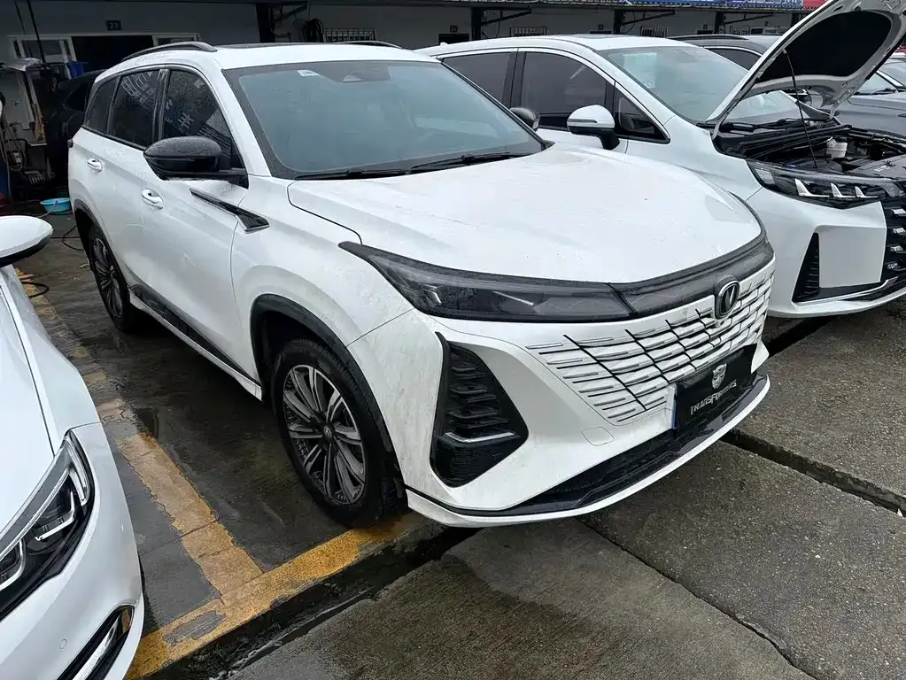 Changan CS75PLUS 2024 из CN, фото 3