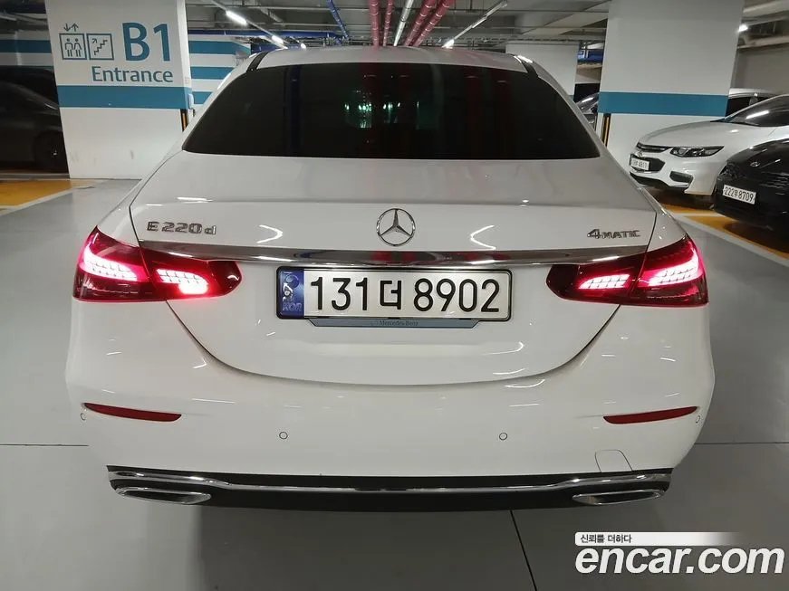 Mercedes-Benz E-Class 2023 из KR, фото 2