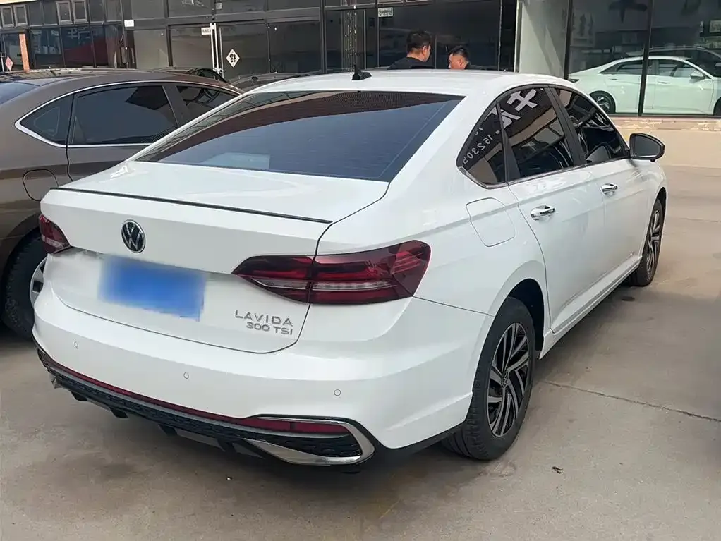 Volkswagen Lavida 2023 из CN, фото 5