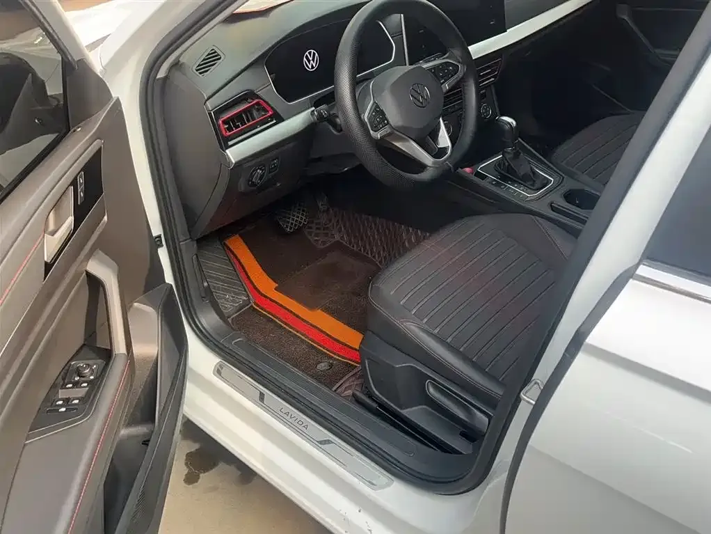 Volkswagen Lavida 2023 из CN, фото 9