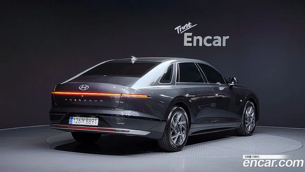 Hyundai Grandeur 2023 из KR, фото 2