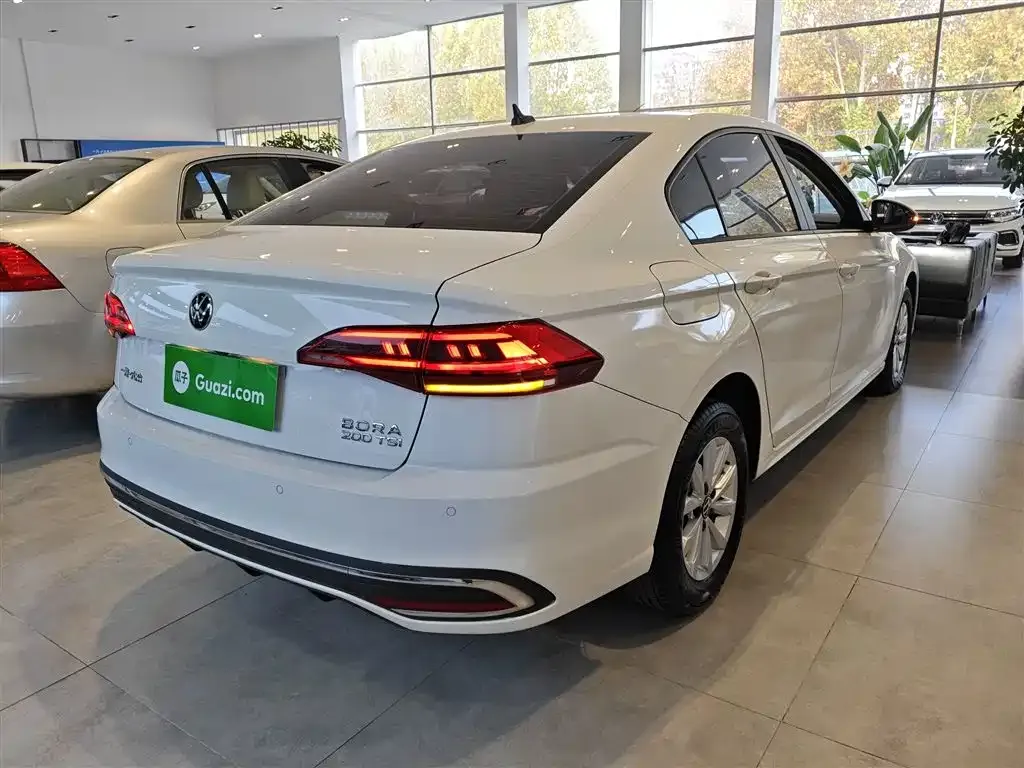 Volkswagen Bora 2023 из CN, фото 7