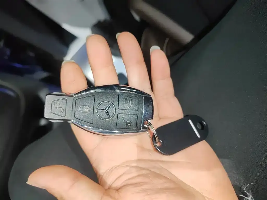 Mercedes-Benz V-Class 2024 из CN, фото 9
