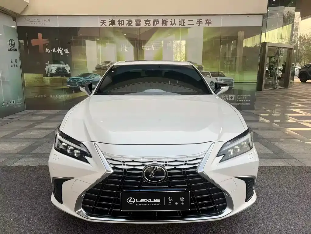 Lexus ES 2025 из CN, фото 2