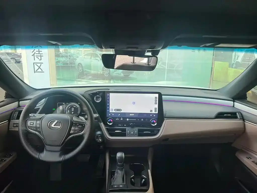 Lexus ES 2025 из CN, фото 8