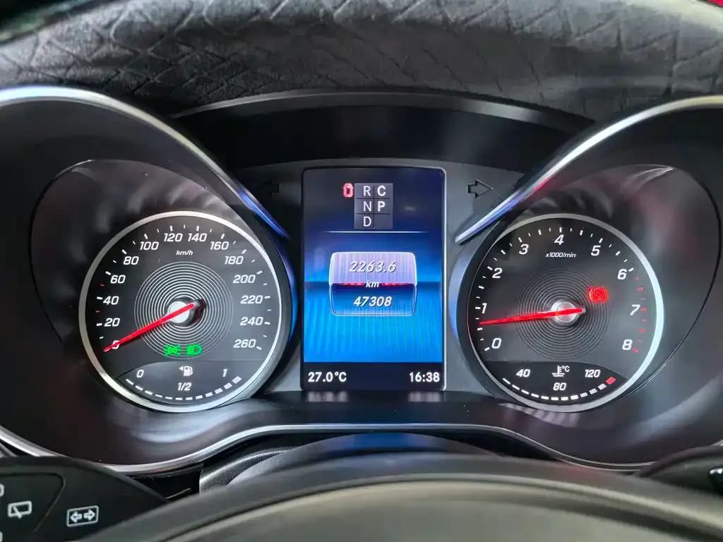 Mercedes-Benz V-Class 2024 из CN, фото 7