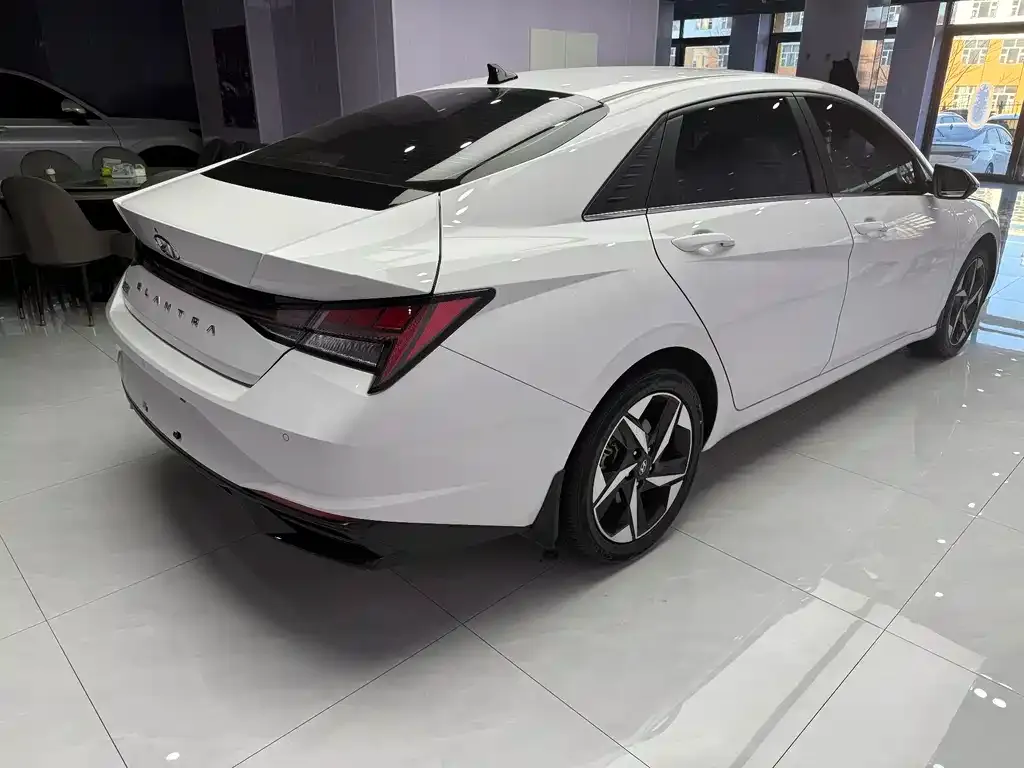 Hyundai Elantra 2021 из CN, фото 4