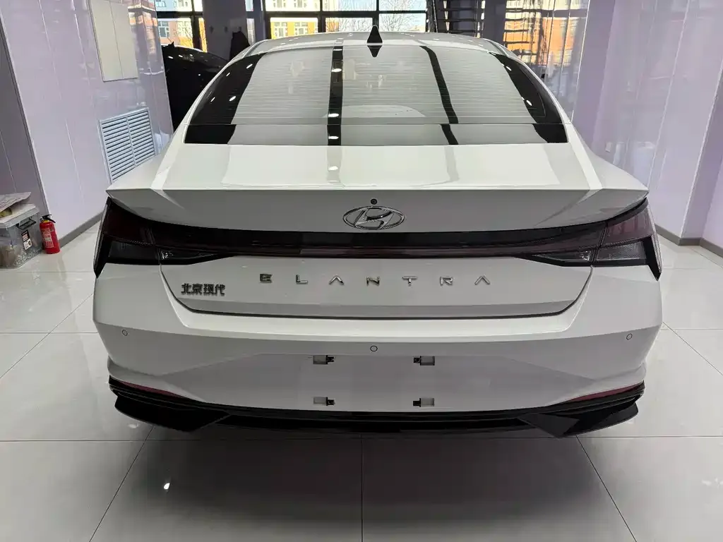 Hyundai Elantra 2021 из CN, фото 5