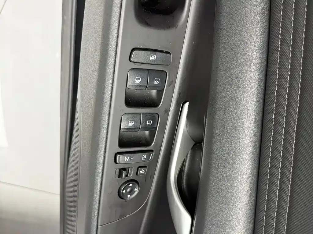 Hyundai Elantra 2021 из CN, фото 9