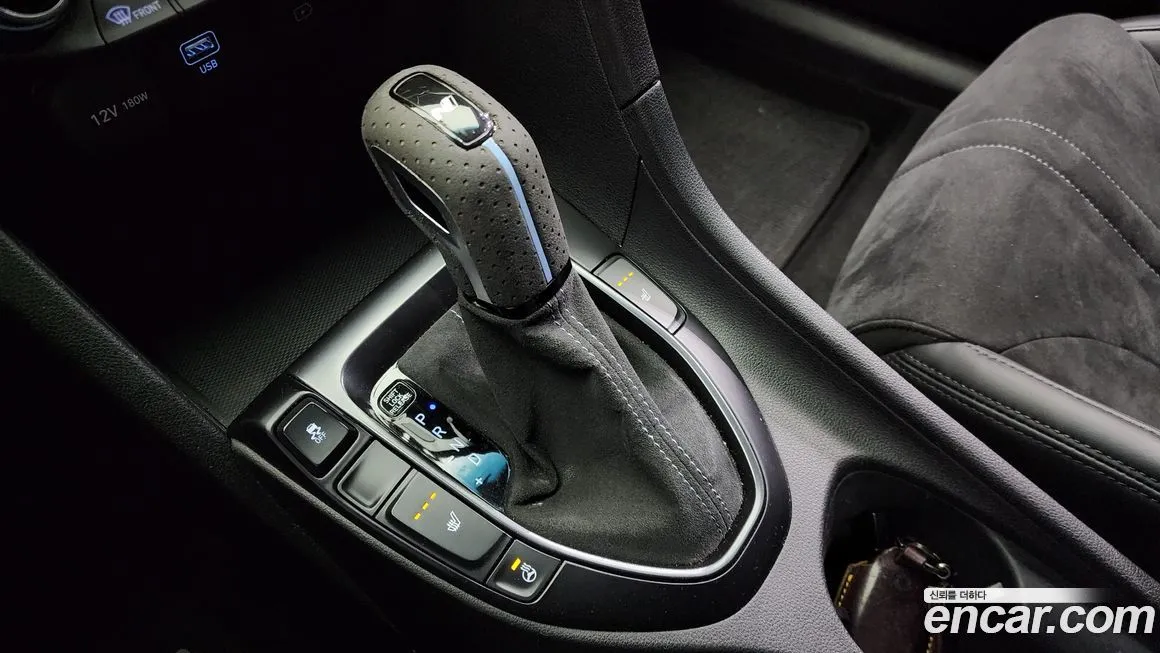 Hyundai Veloster 2021 из KR, фото 9