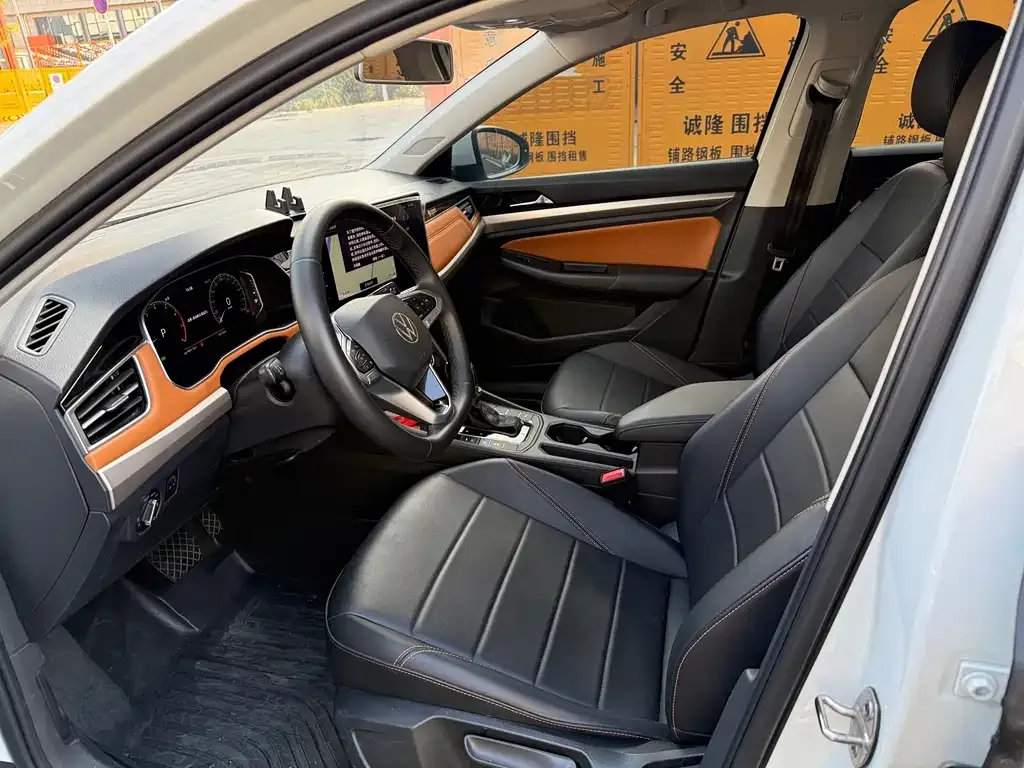 Volkswagen Bora 2024 из CN, фото 6