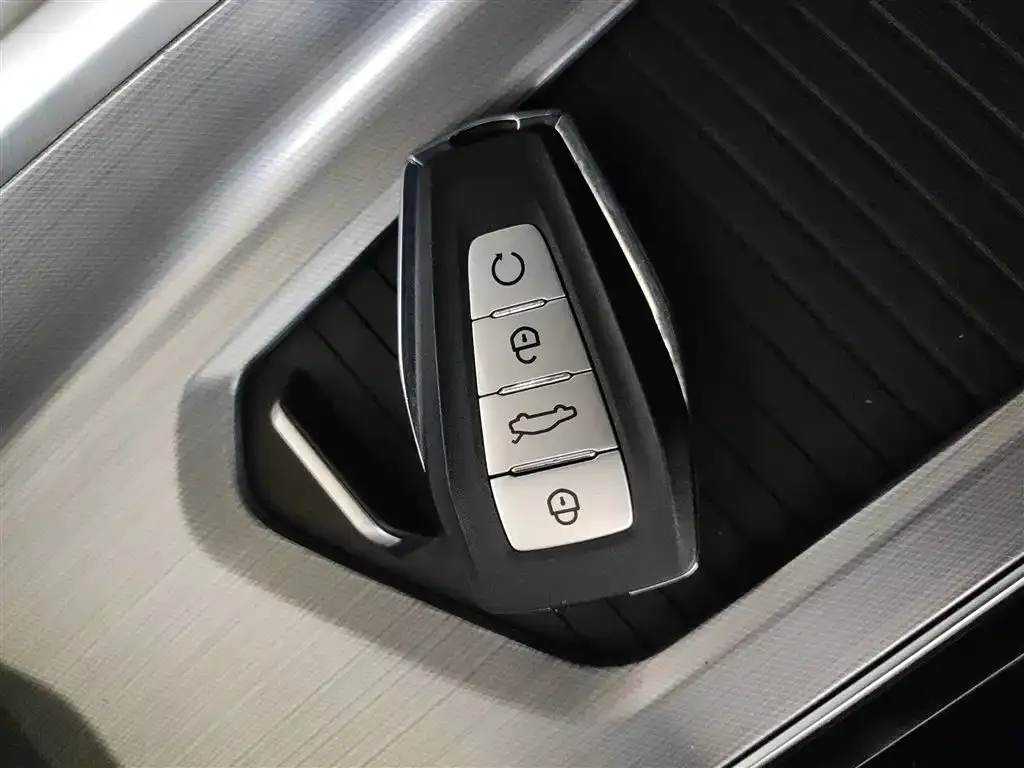 Geely Xingrui 2022 из CN, фото 9
