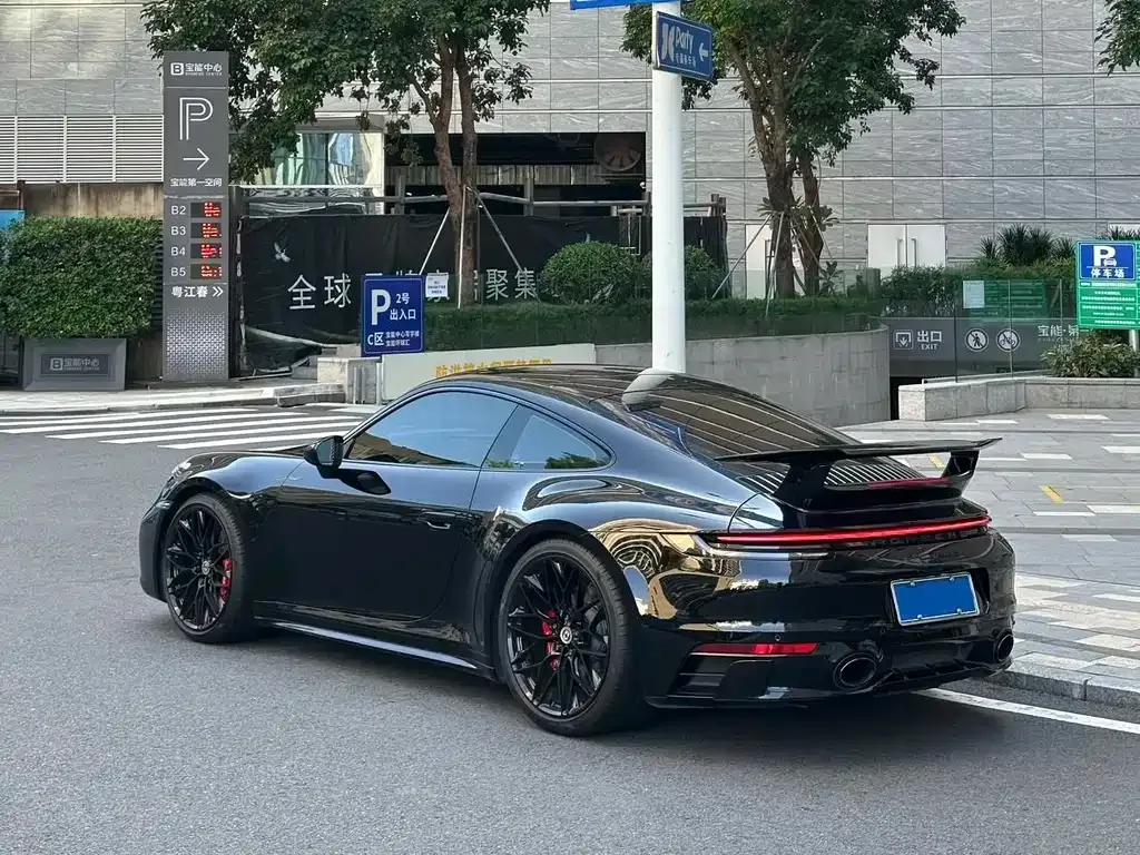 Porsche 911 2021 из CN, фото 5