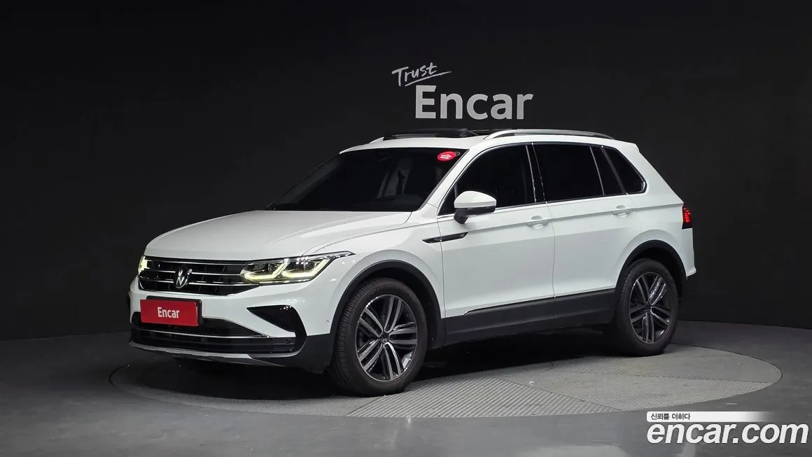 Volkswagen Tiguan — фото 1