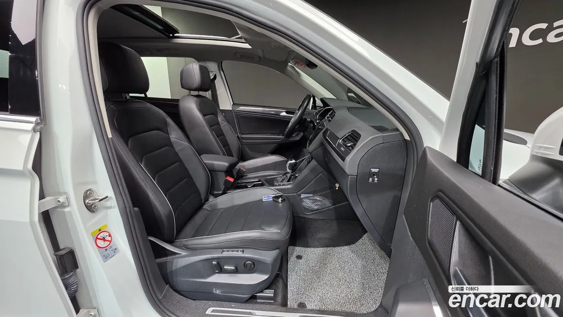 Volkswagen Tiguan — фото 10