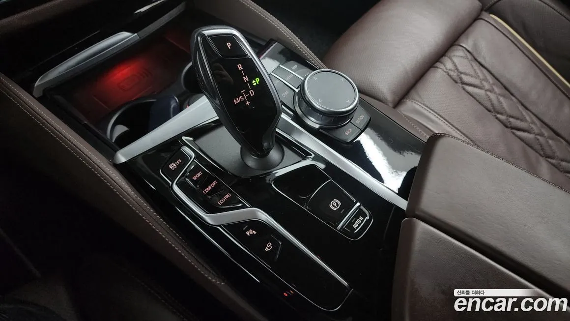 BMW 5-Series 2021 из KR, фото 9