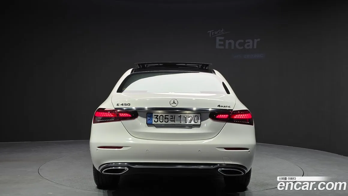 Mercedes-Benz E-Class — фото 4