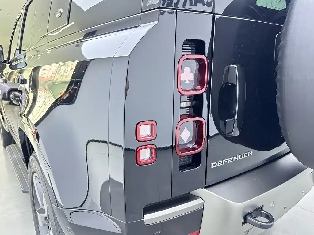 Land Rover Defender 2024 из CN, фото 5