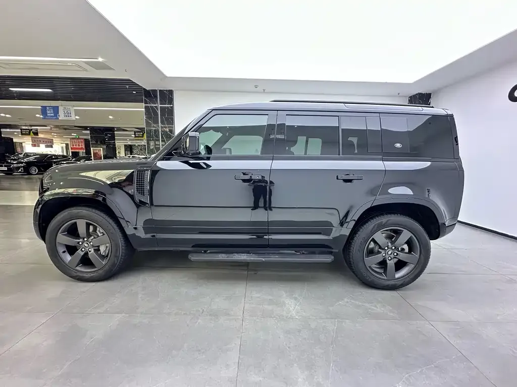 Land Rover Defender 2024 из CN, фото 7