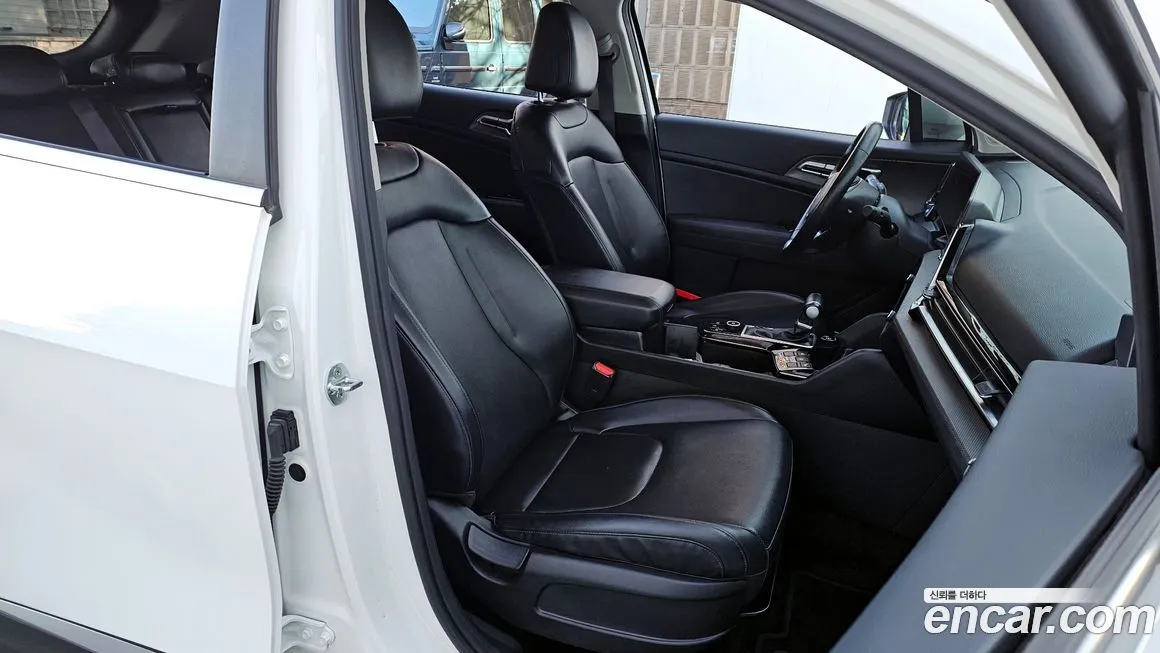 Kia Sportage — фото 10