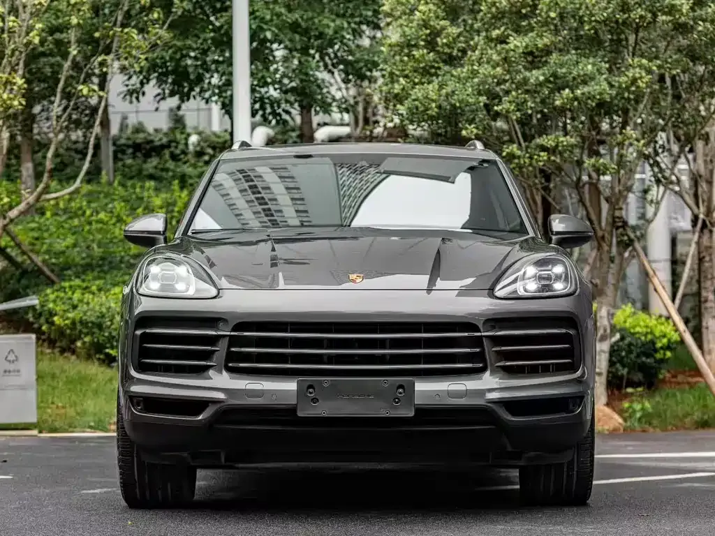 Porsche Cayenne — фото 2