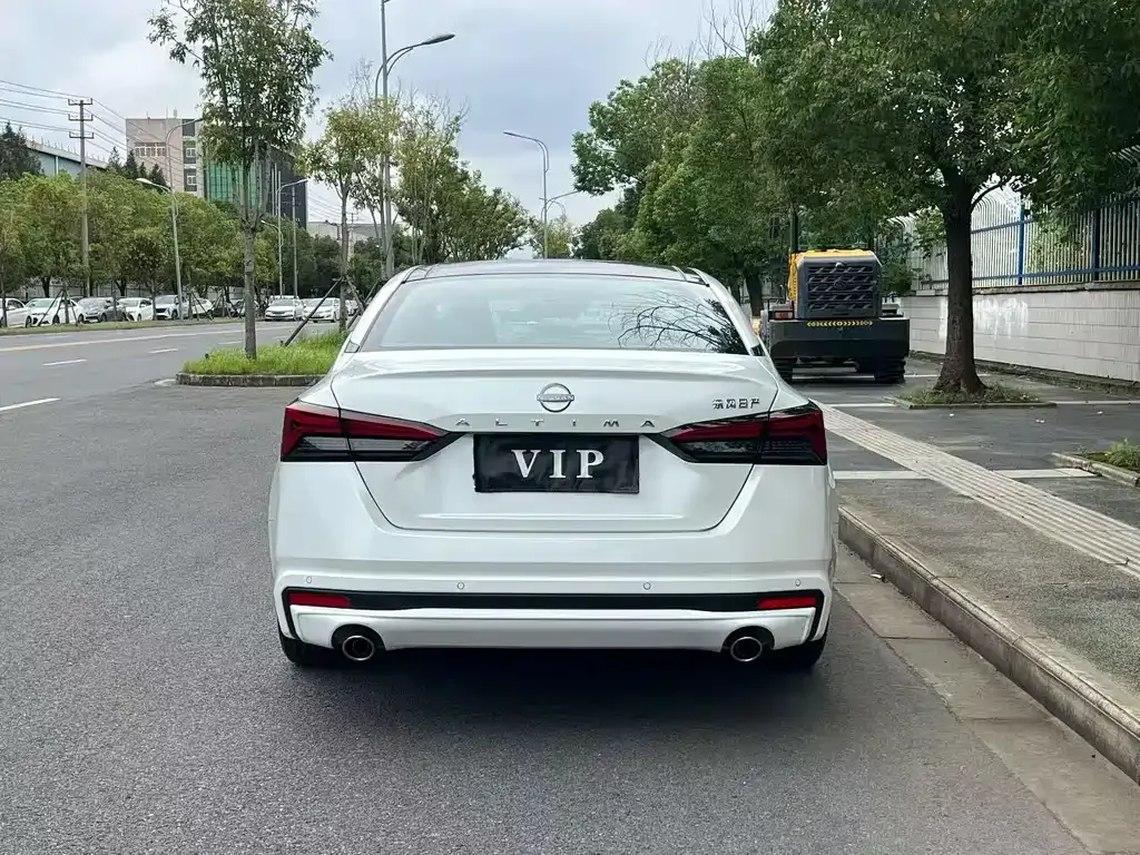 Nissan Teana 2023 из CN, фото 8