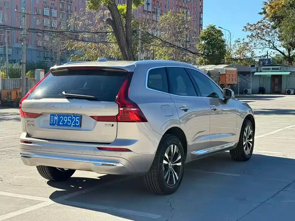 Volvo XC60 2023 из CN, фото 4