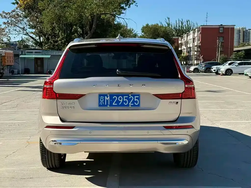 Volvo XC60 2023 из CN, фото 5