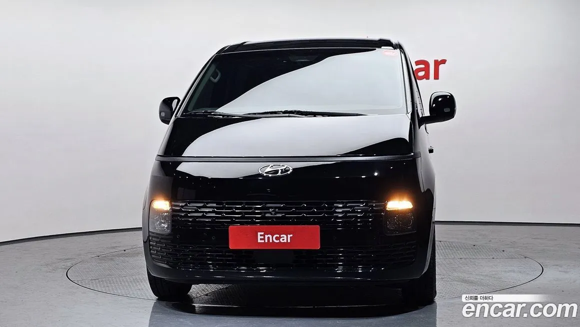 Hyundai Staria — фото 3