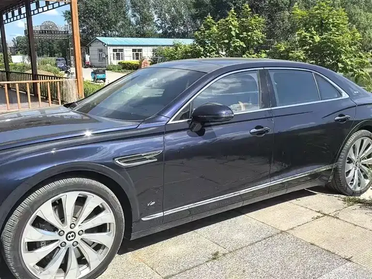 Bentley Flying Spur 2021 из CN, фото 3