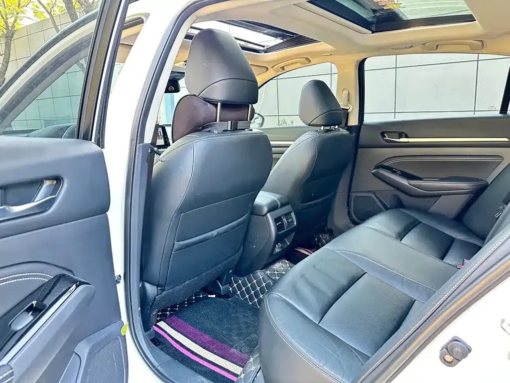Nissan Teana 2021 из CN, фото 4
