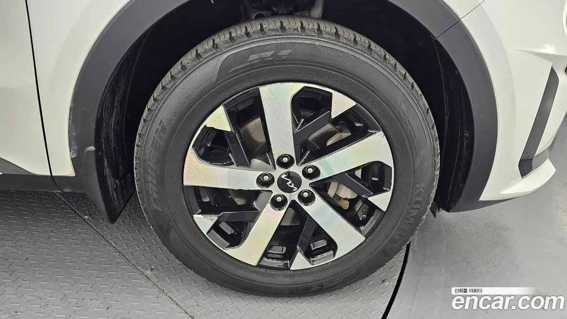 Kia Sorento — фото 5
