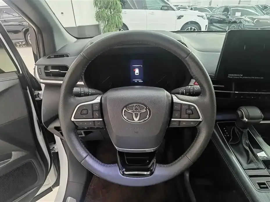 Toyota Sienna 2025 из CN, фото 7