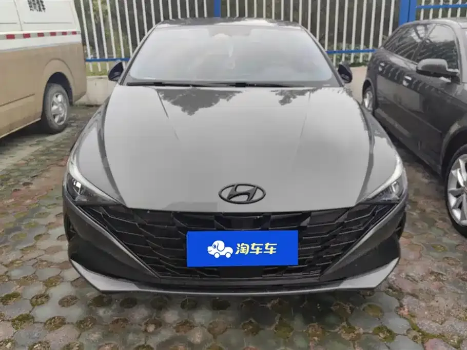 Hyundai Elantra 2023 из CN, фото 2