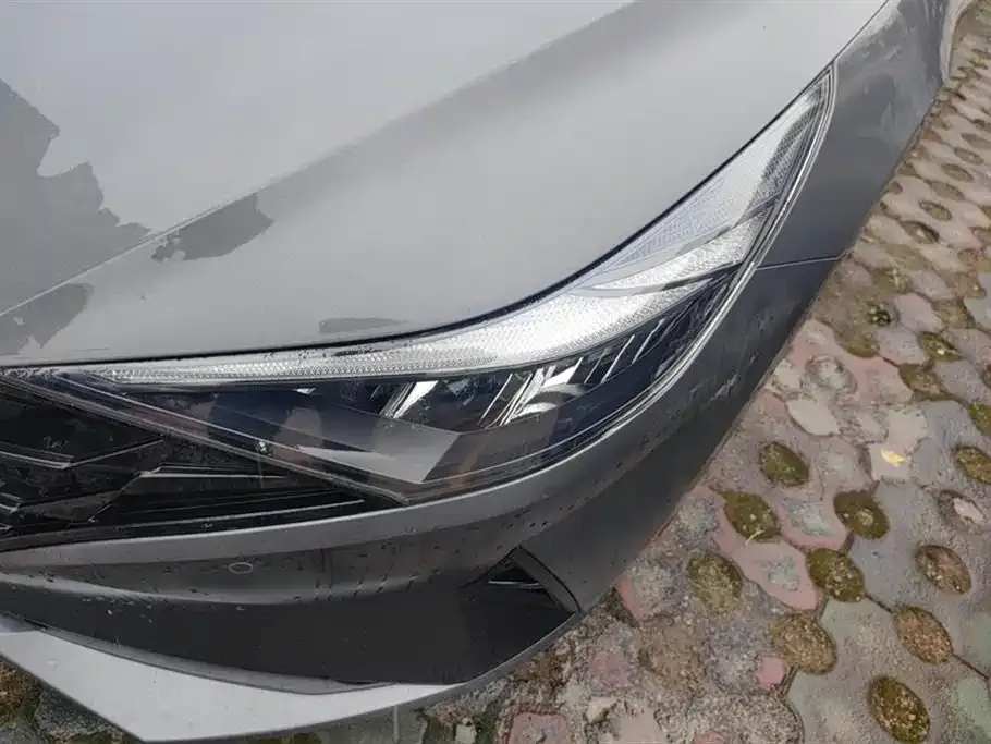 Hyundai Elantra 2023 из CN, фото 5