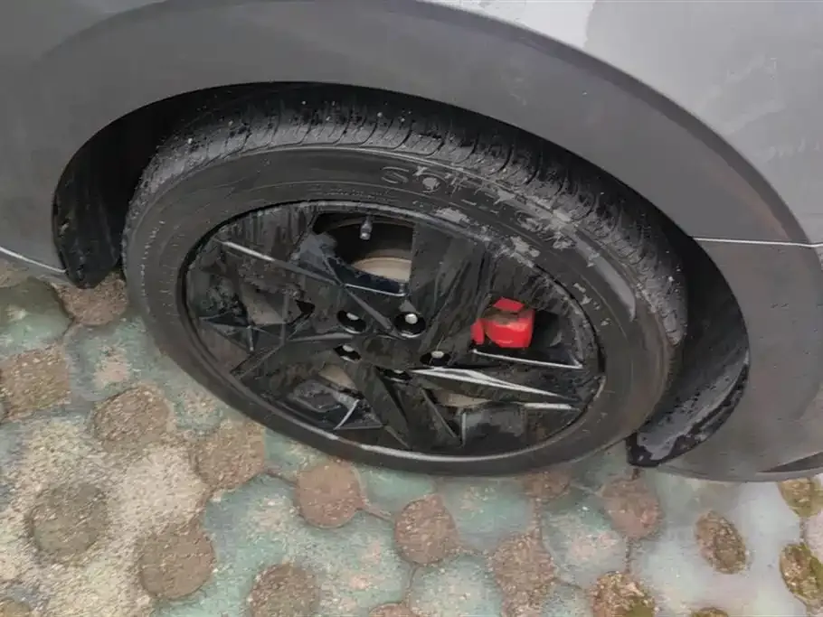 Hyundai Elantra 2023 из CN, фото 6